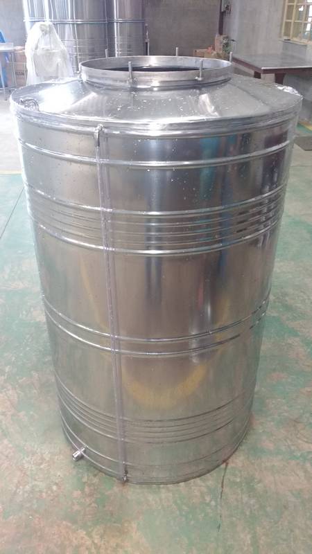 TANQUE DE AÇO INOX PARA VINHO